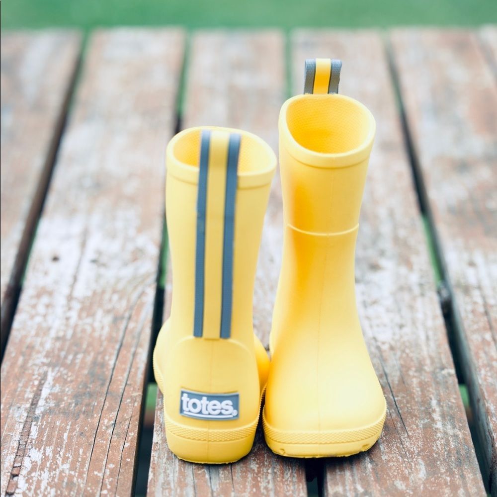 Totes boots - Picture 2 of 5